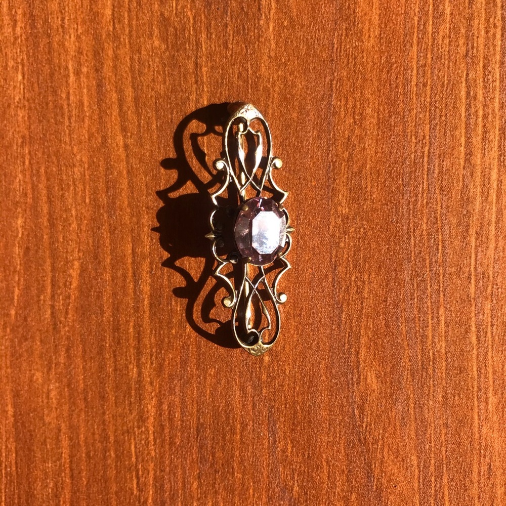 Petite vintage pink glass brooch